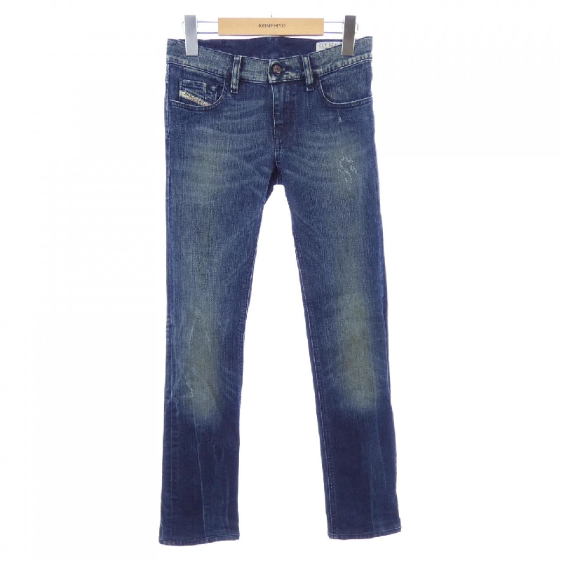 Quần jeans DIESEL - Hàng hiệu Authentic 816216