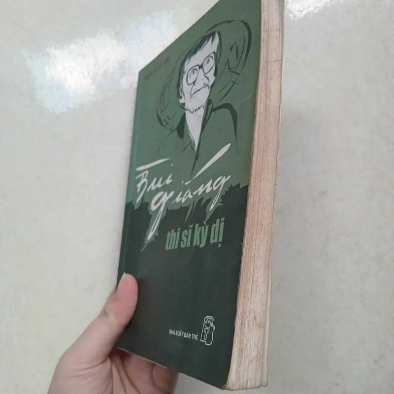 Thi sĩ kỳ dị - Bùi giáng 📚 737071