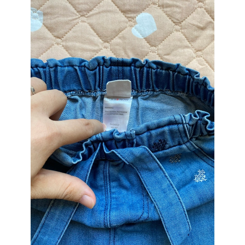 Quần Jean bé gái new 90% (4.5-6 tuổi, 16-20kg) 300824