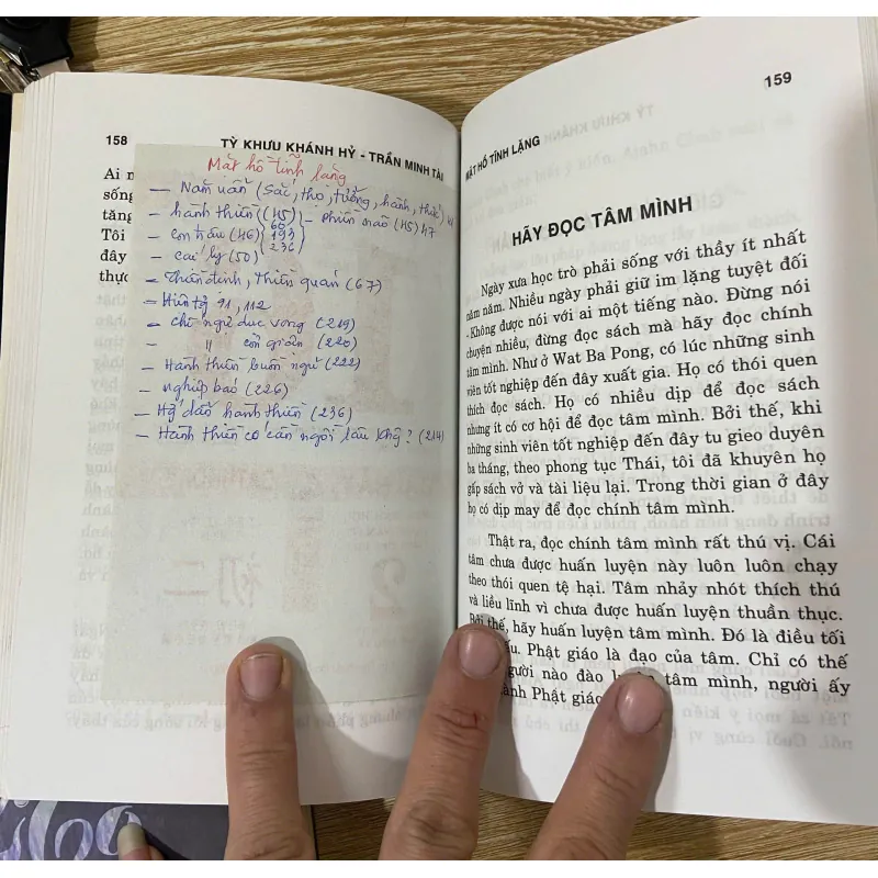 Mặt hồ tĩnh lặng -  Achaan Chan 1010820