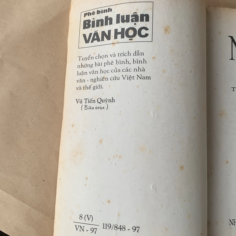 Phê bình, bình luận văn học. Nguyễn Du 386021