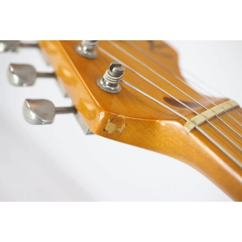 ＦＥＮＤＥＲ ５７ ＳＴＲＡＴＯＣＡＳＴＥＲ - Hàng hiệu Authentic 879329