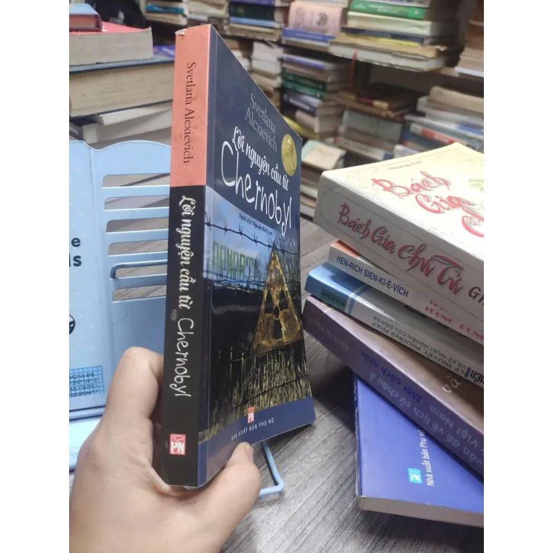 Sách: Lời nguyện cầu từ Chernobyl  - Svetlana Alexievich (A3) 595981