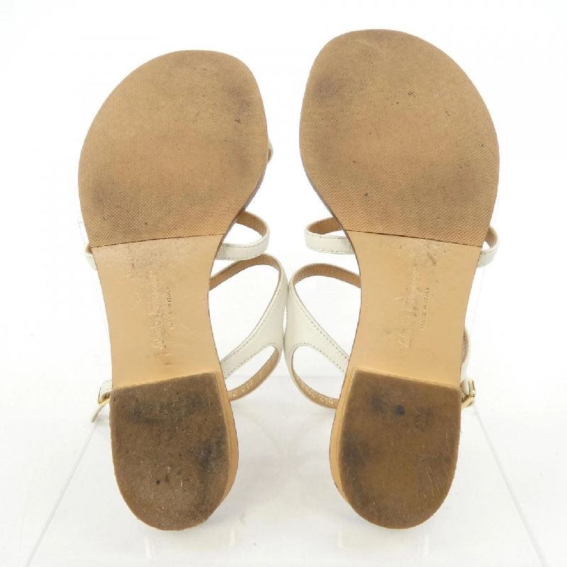 Giày sandal SALVATORE FERRAGAMO - Hàng hiệu Authentic 829446