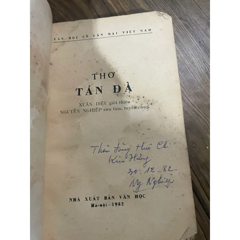 Tản Đà - có chữ ký soạn giản Nguyễn Nghiệp- Xuân Diệu giới thiệu 597520