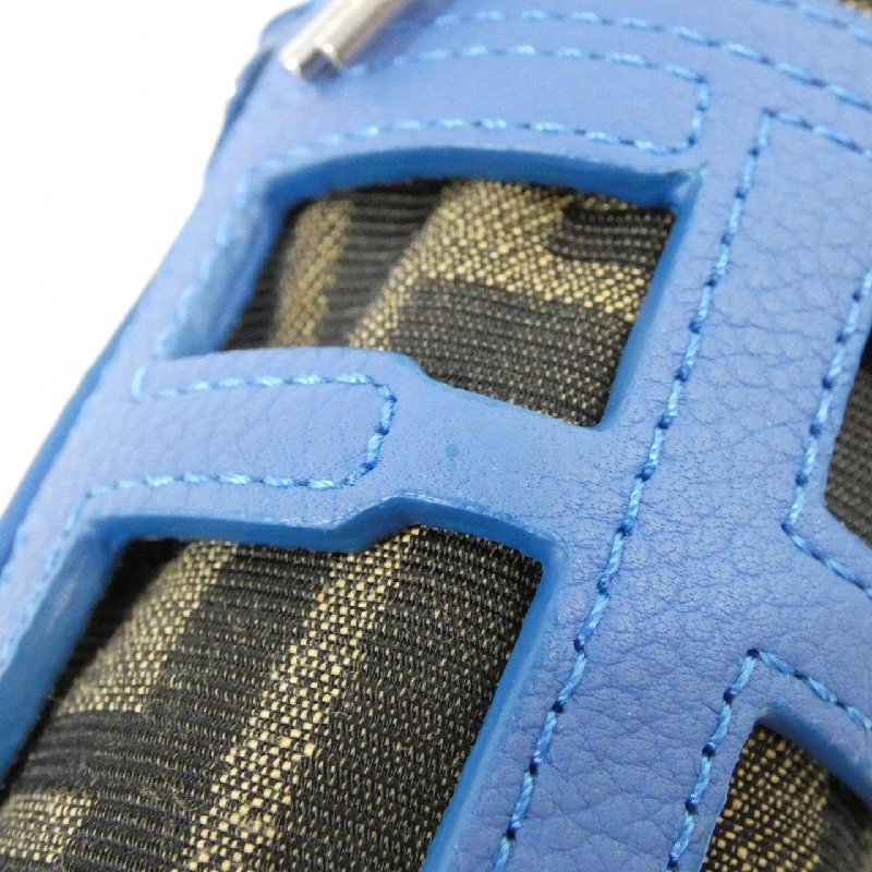 Túi charm Fendi 7AS158 AMAD 623493