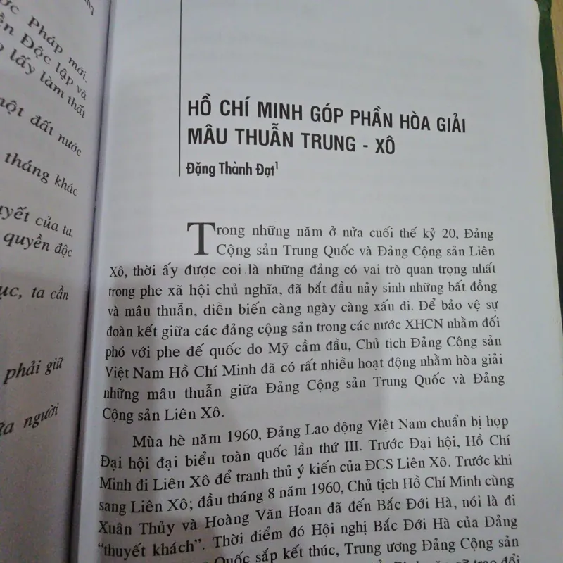 Hồ Chí Minh Người mang lại Ánh Sáng 1035237