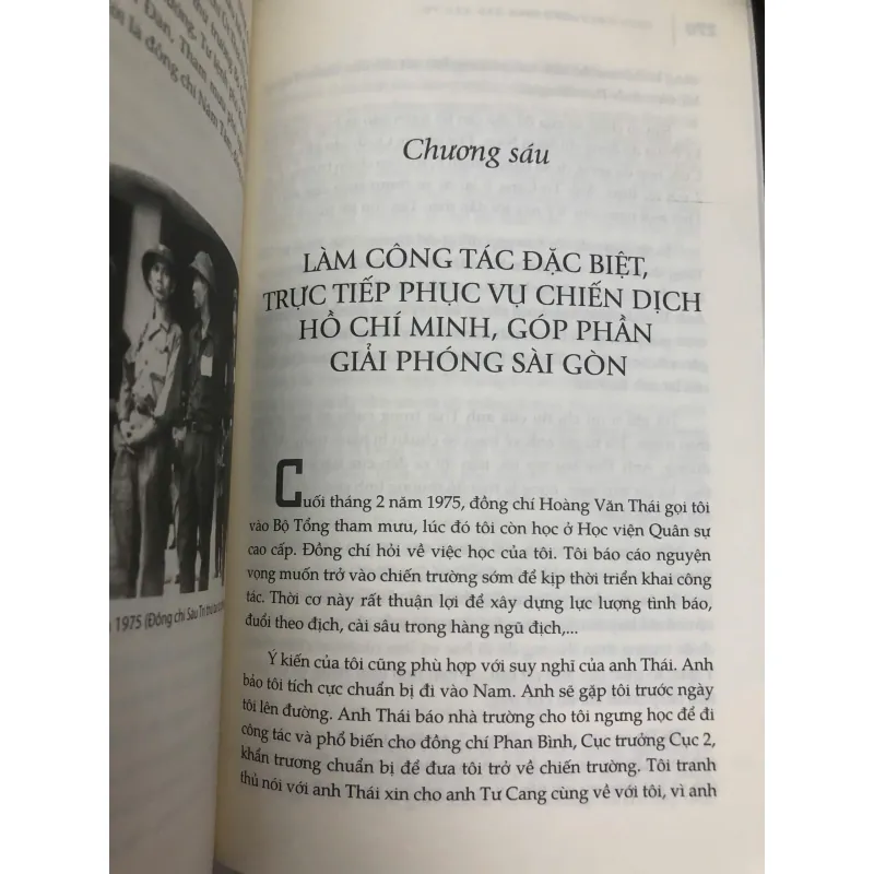 "CUỘC ĐỜI TƯỚNG TÌNH BÁO SÁU TRÍ" tác giả NGUYỄN VĂN KHIÊM 597920