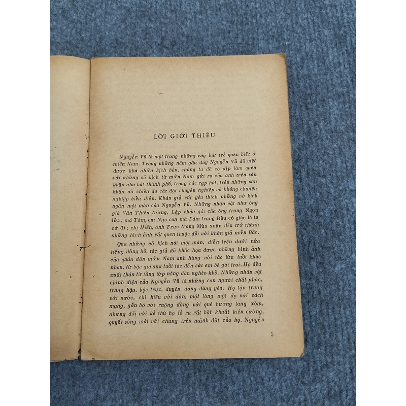 MÙA XUÂN - NGUYỄN VŨ 495369
