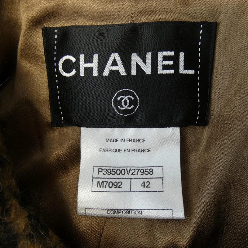 Áo khoác CHANEL P39500V27958 633772
