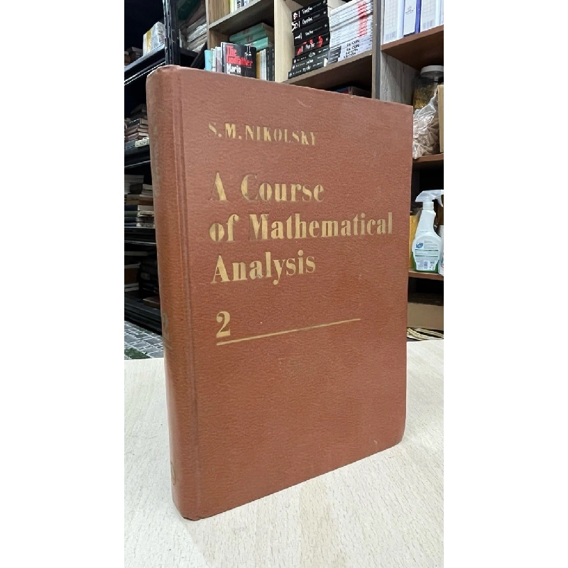 A course of Mathematical analysis - S. M. Nikolsky 1045359