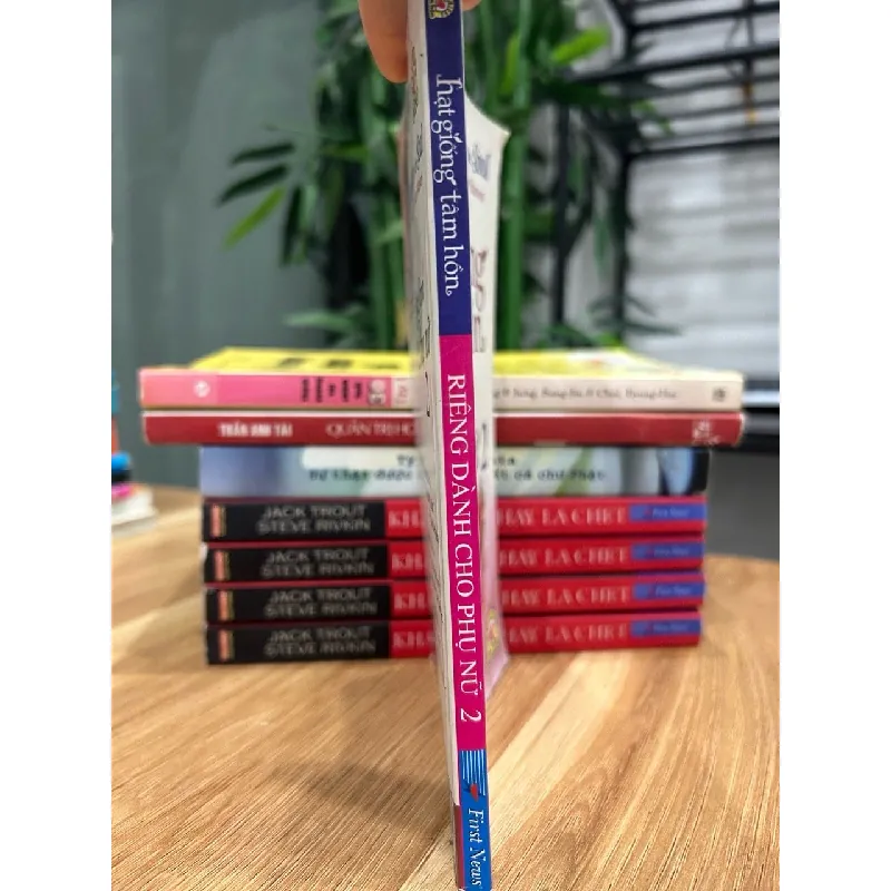 Hạt giống tâm hồn – Riêng dành cho phụ nữ 2 – Jack Canfield & Mark Victor Hansen 572463