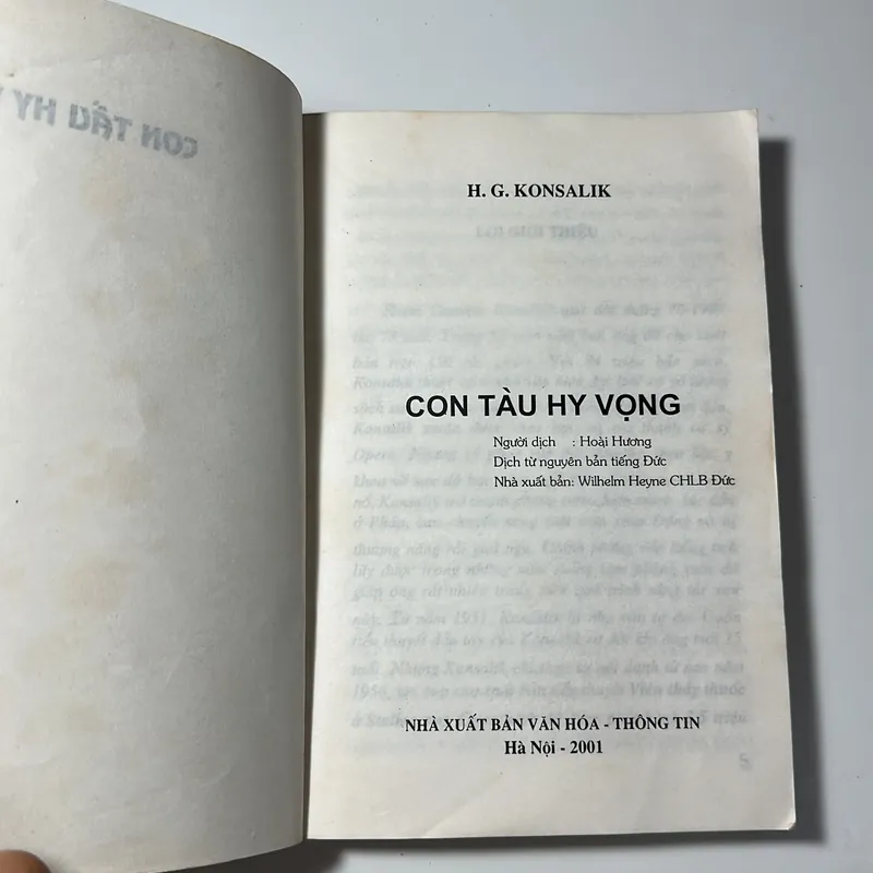 Con Tàu Hy Vọng – H. G. Konsalik 599611