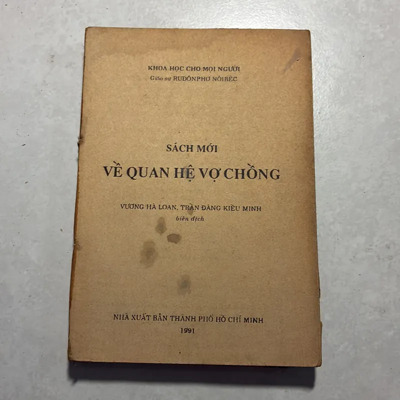 Sách mới về quan hệ vợ chồng (mất bìa) 738941