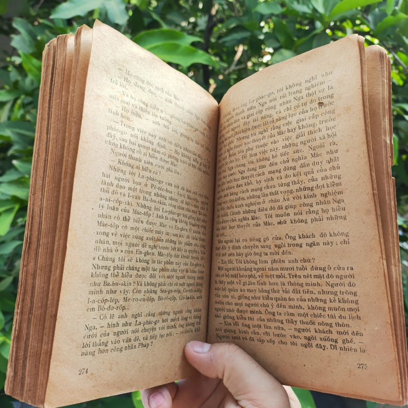 Không Có Gì Ngoài Cả Cuộc Đời - VLAĐIMIA BUSIN 523377