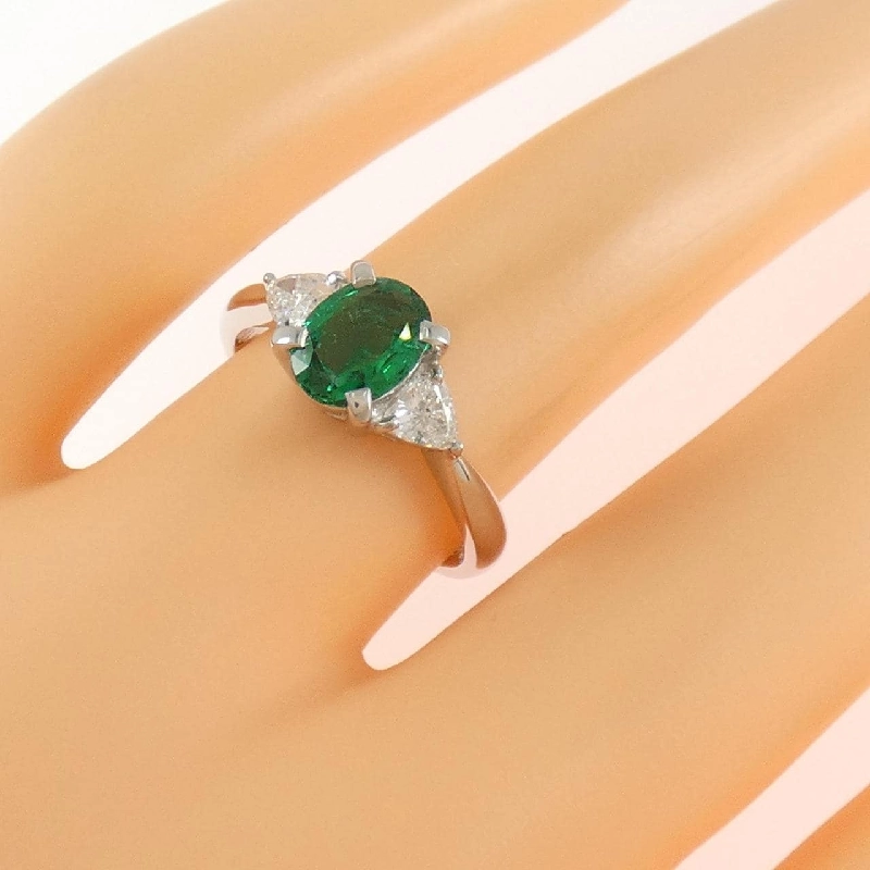 Nhẫn Emerald PT900 0.83CT 668741