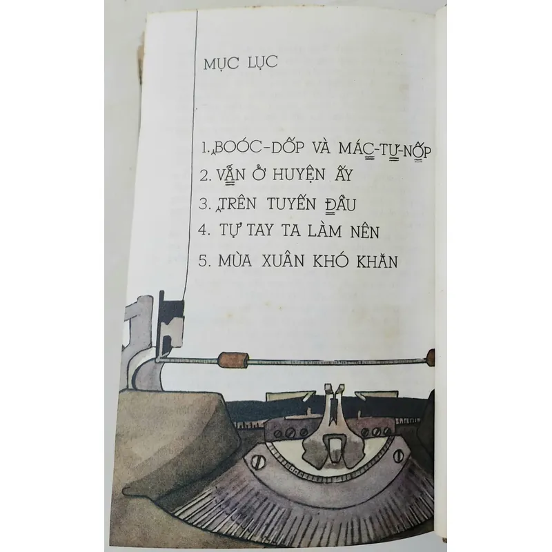 CHUYỆN THƯỜNG NGÀY Ở HUYỆN 703928