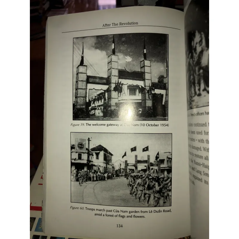Thăng Long - Hanoi the story in a single street - Đặng Phong 933252