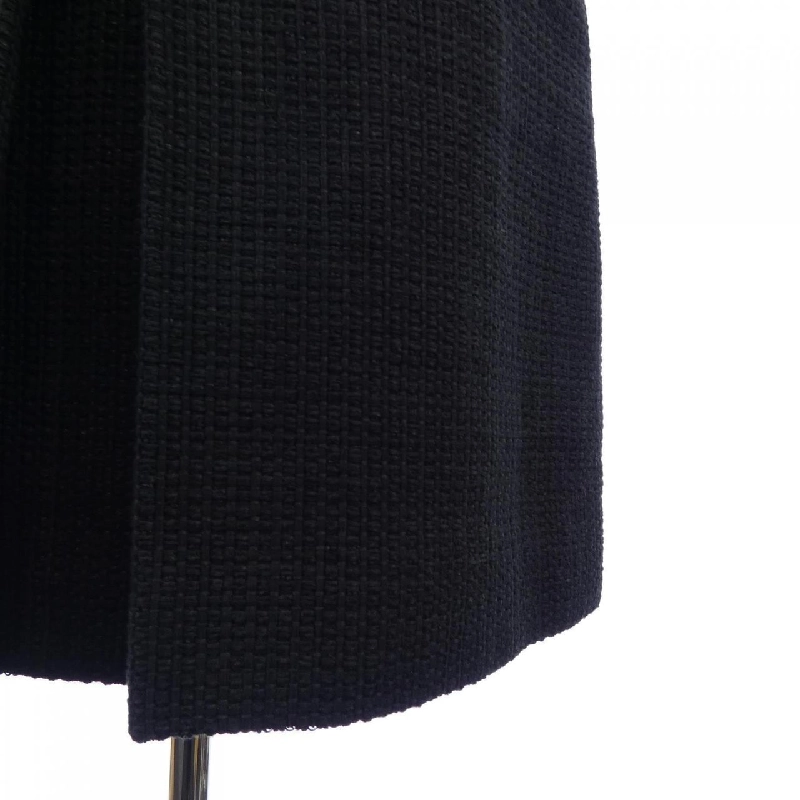 Chanel CHANEL P51038V38048 15P Váy 648458