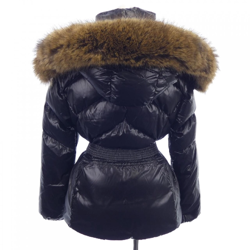 Áo khoác lông vũ MONCLER 640259
