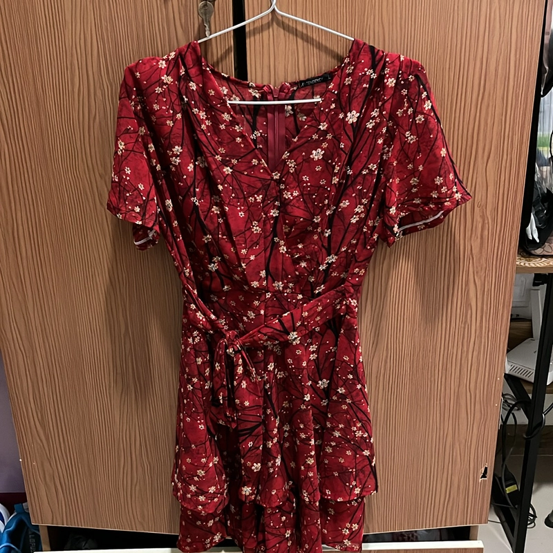 Kiểu áo quần liền rum 502212