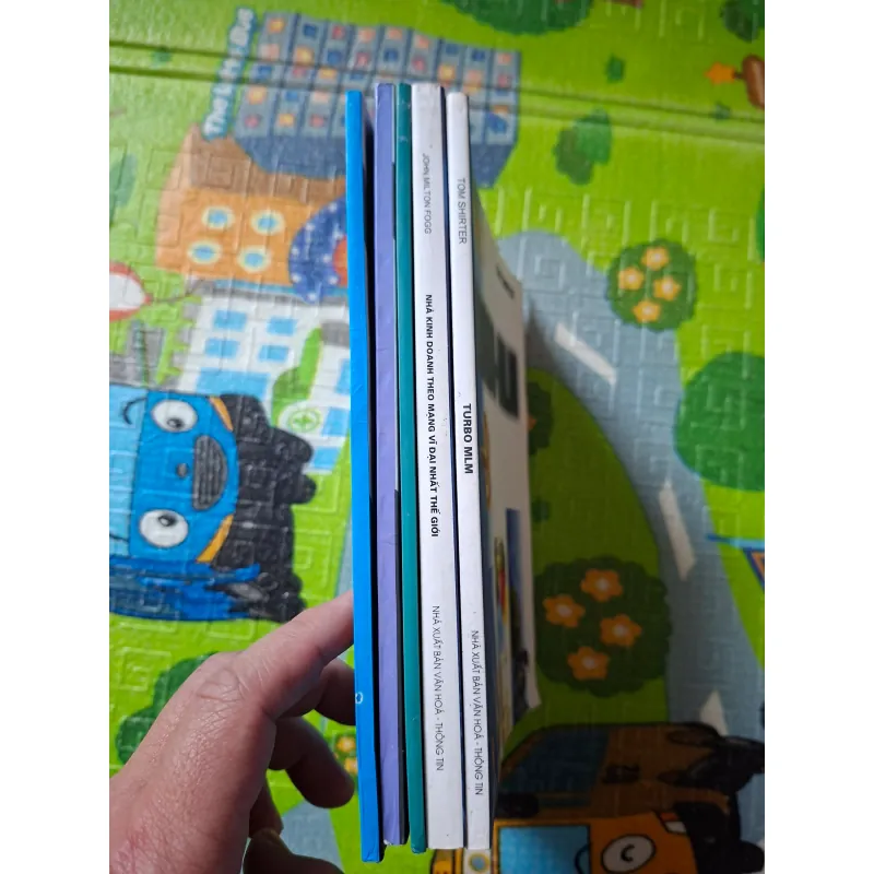 Combo 5 quyển thuộc "Tủ sách chuyên nghiệp kinh doanh theo mạng" 783973