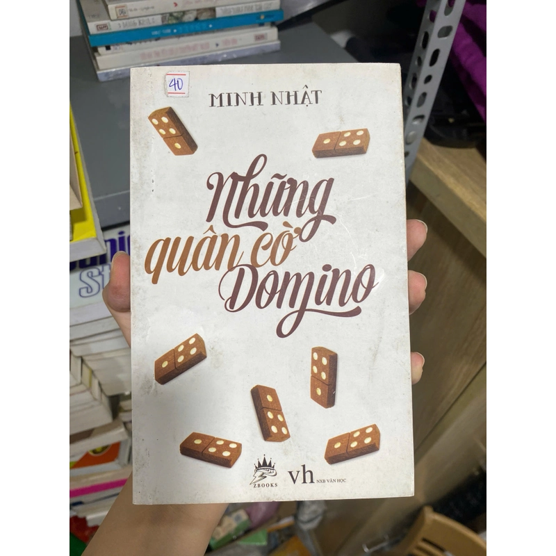 Sách Những quân cờ domino 541198