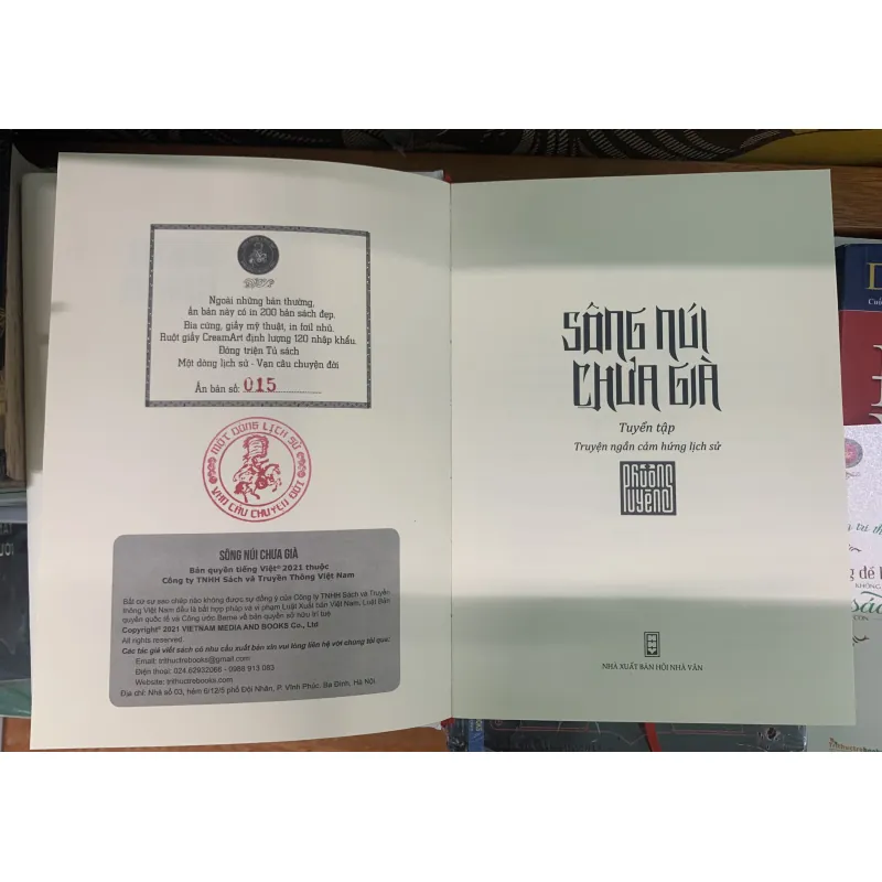 Sông núi chưa già ( ấn bản giới hạn) 744782