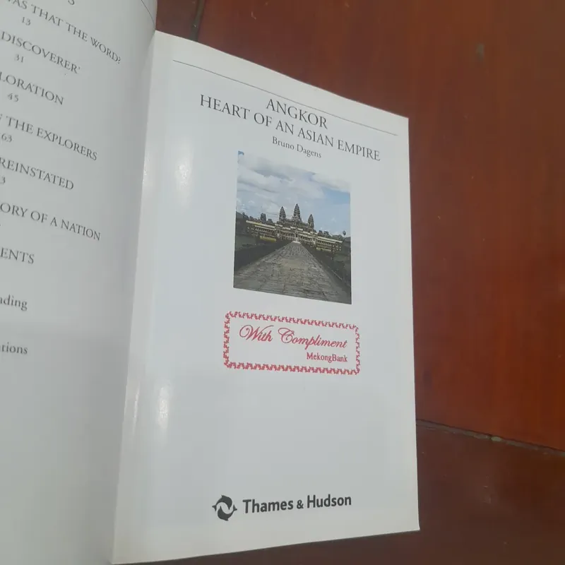 Thames & Hudson - ANGKOR Heart of an Asian Empire 562410