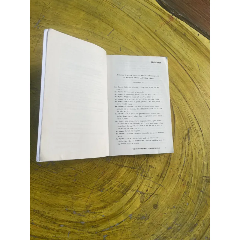 THE MOST WONDERFUL CRIME OF THE YEAR- ALLY CARTER 798645