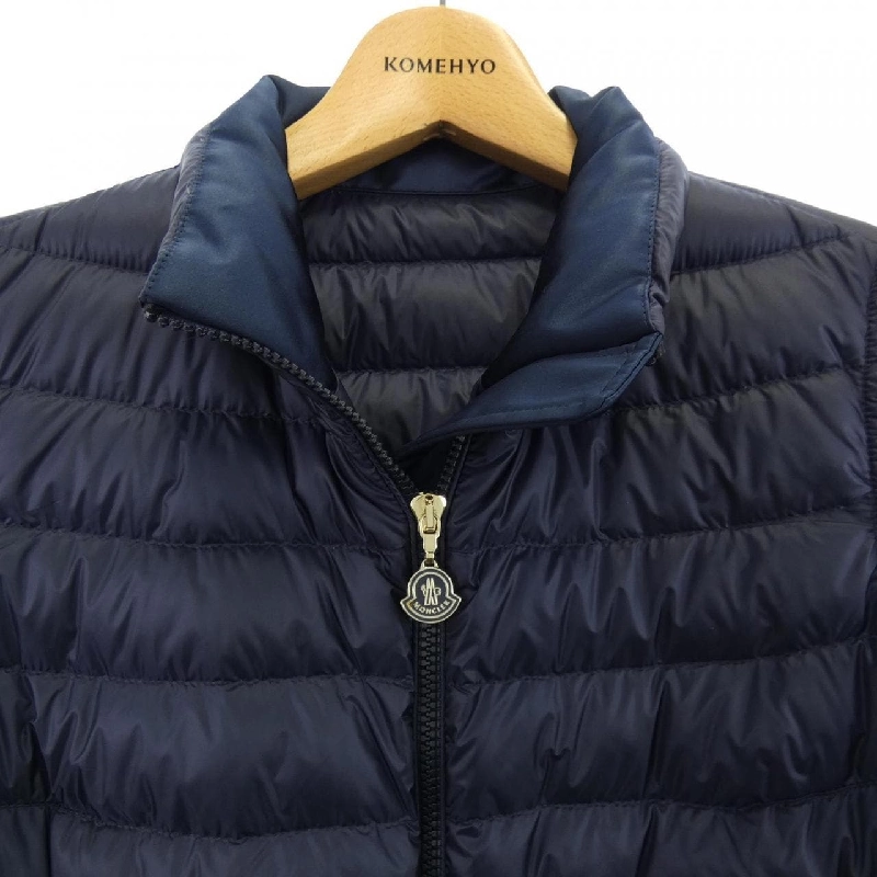 Áo gile MONCLER AMARANTE 628498