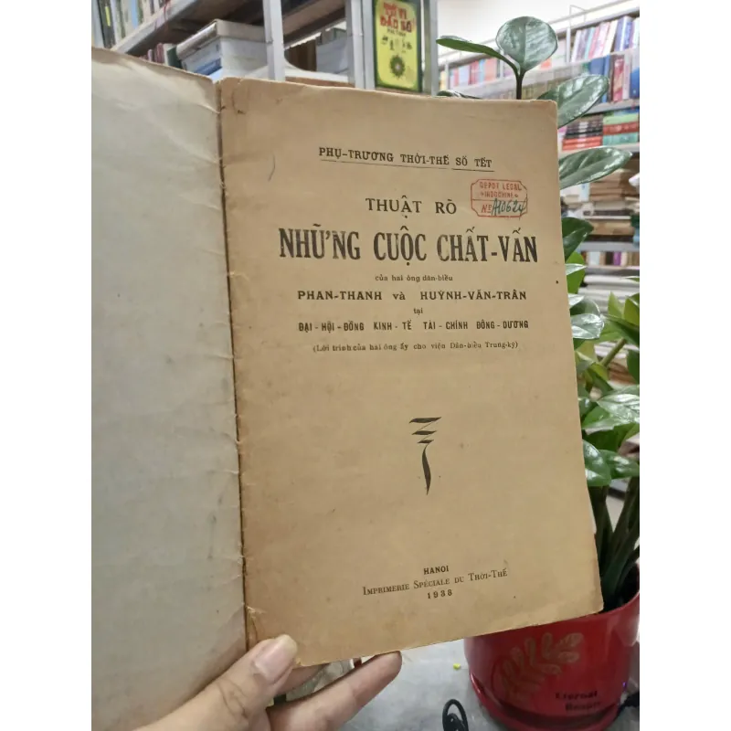 THUẬT RÕ NHỮNG CUỘC CHẤT VẤN CỦA HAI ÔNG DÂN BIỂU PHAN THANH VÀ HUỲNH VĂN TRÂN 628166