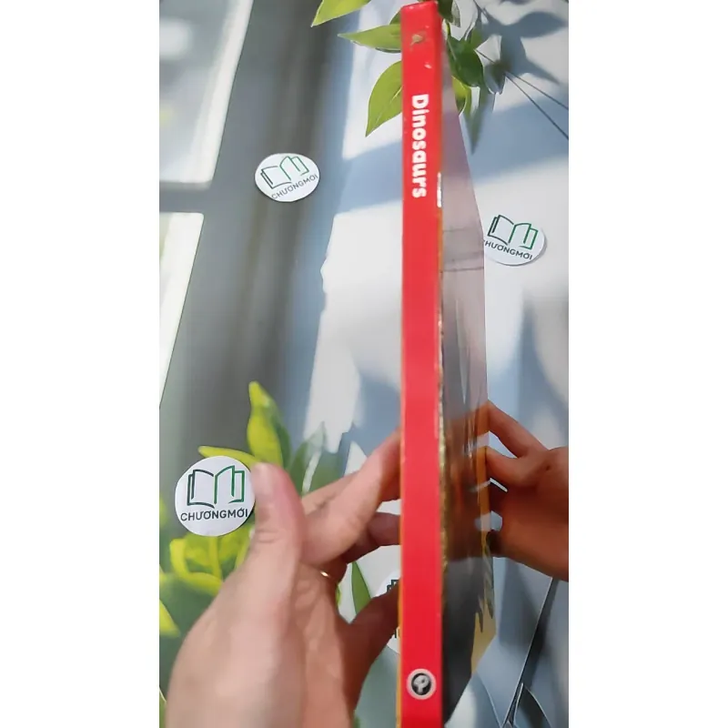 [MIỄN PHÍ BỌC SÁCH] Dinosaurs: Step into the world of the dinosaurs 990371