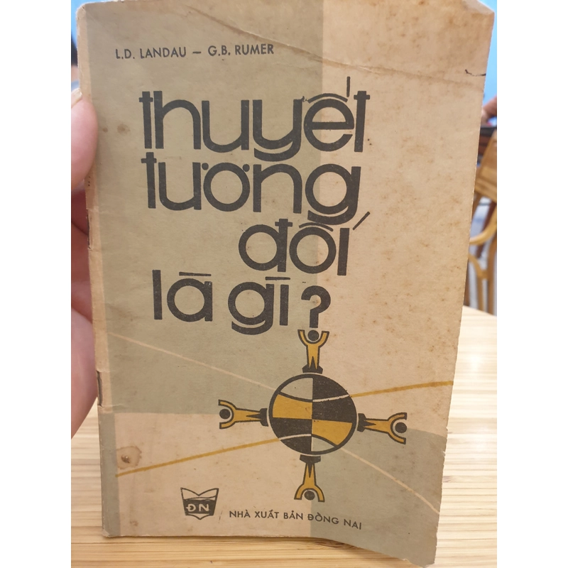 Thuyết tương đối là gì (1987) 477831