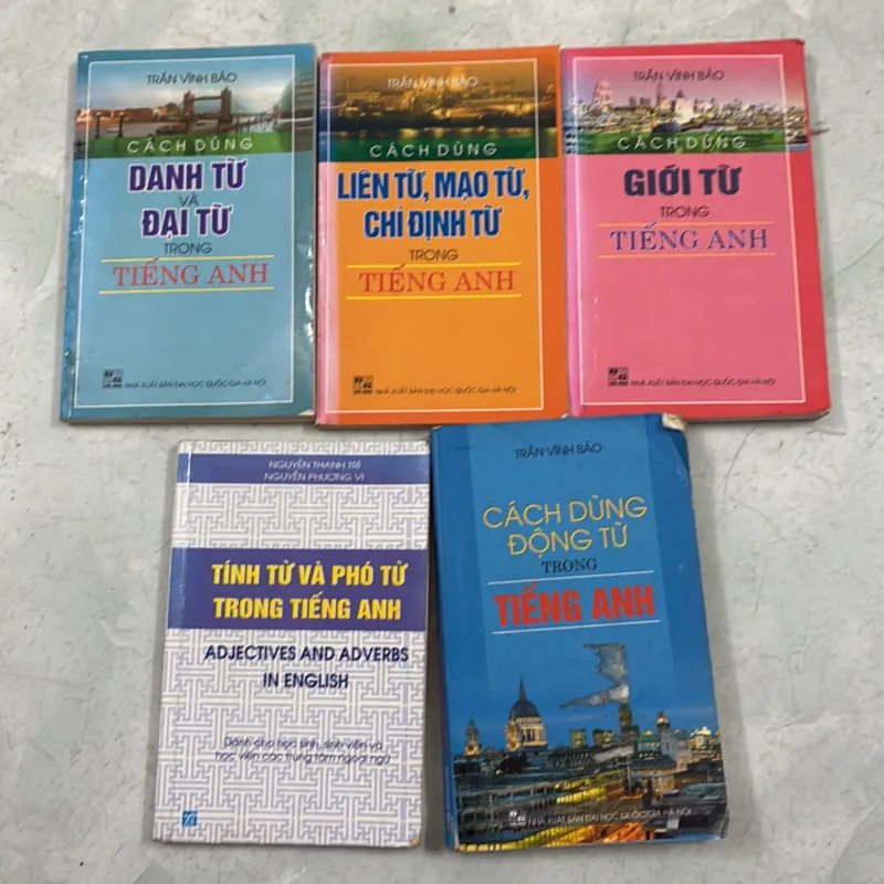 Sách học Tiếng Anh (5 cuốn) 1031046