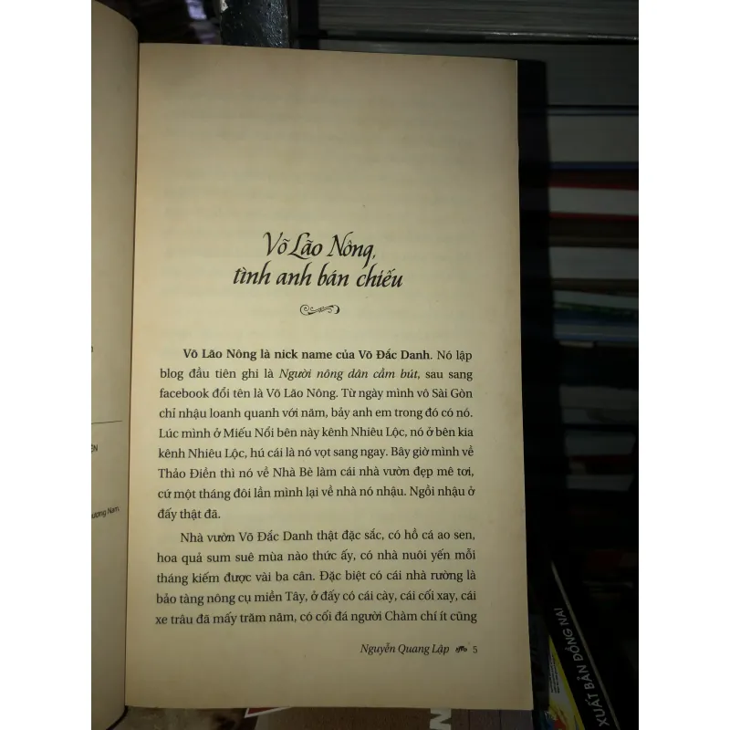 Bạn văn 2 - Nguyễn Quang Lập 1021911