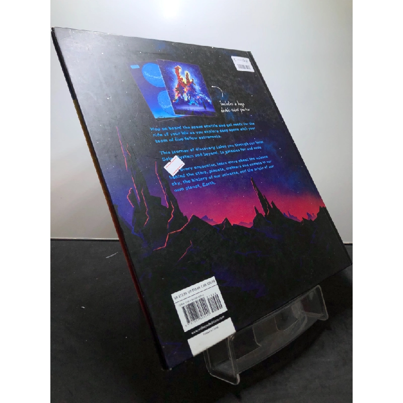 Destination: SPACE BÌA CỨNG mới 85% bẩn nhẹ Dr Christoph Englert và Tom Clohosy Cole HPB2607 NGOẠI VĂN 451057