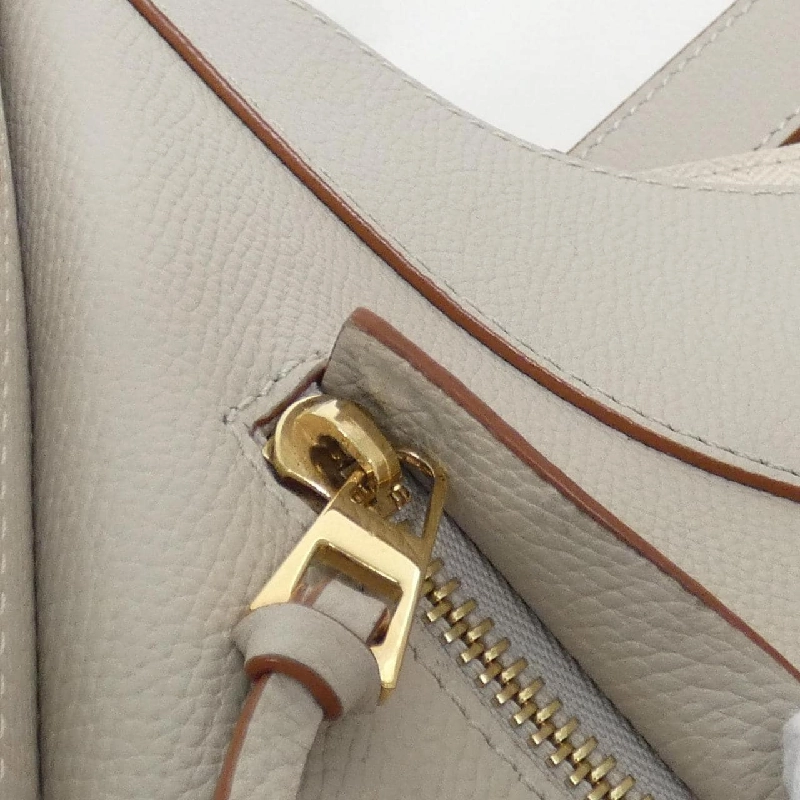 Túi xách vai Loewe Hammock Small A538S35X18 609520