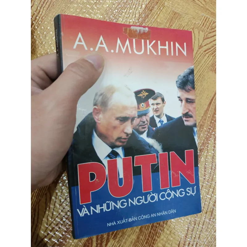 Putin và những người cộng sự 753544