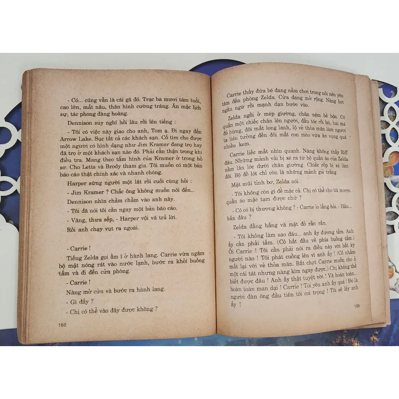 Tiểu thuyết của nhà văn James Hadley Chase: TIỀN MẤT TẬT MANG 719730