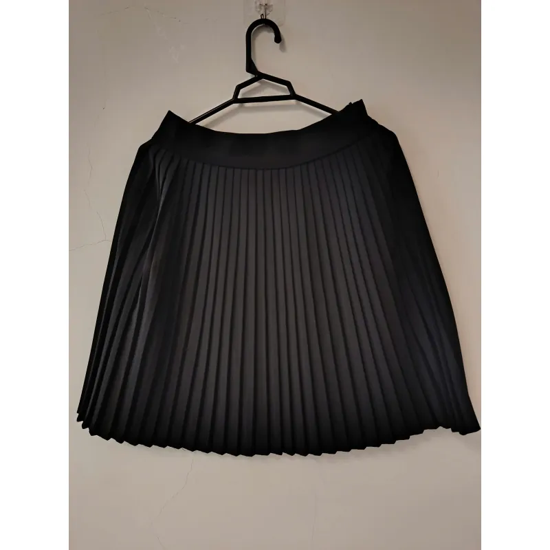 Chân váy xếp li đen 1013612