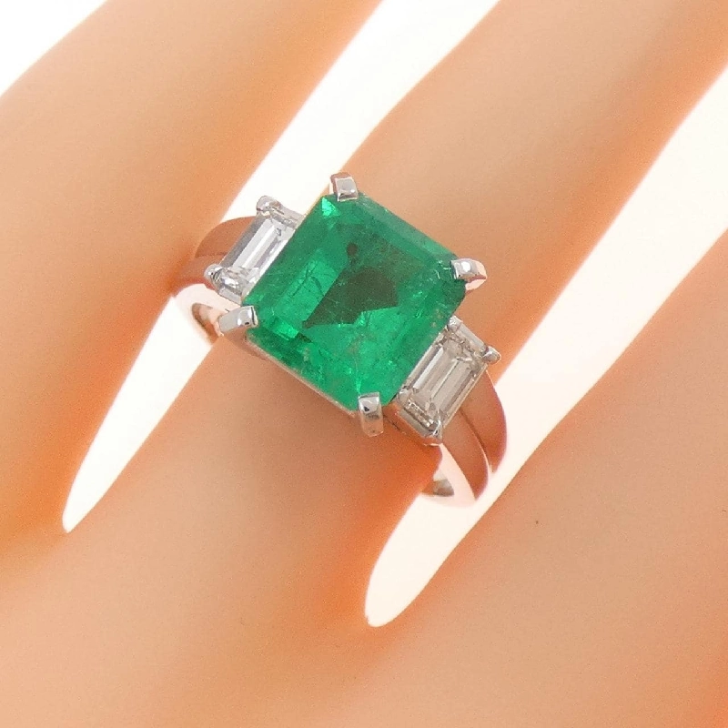 Nhẫn Emerald PT900 2.63CT - Hàng hiệu Chính hãng 849072