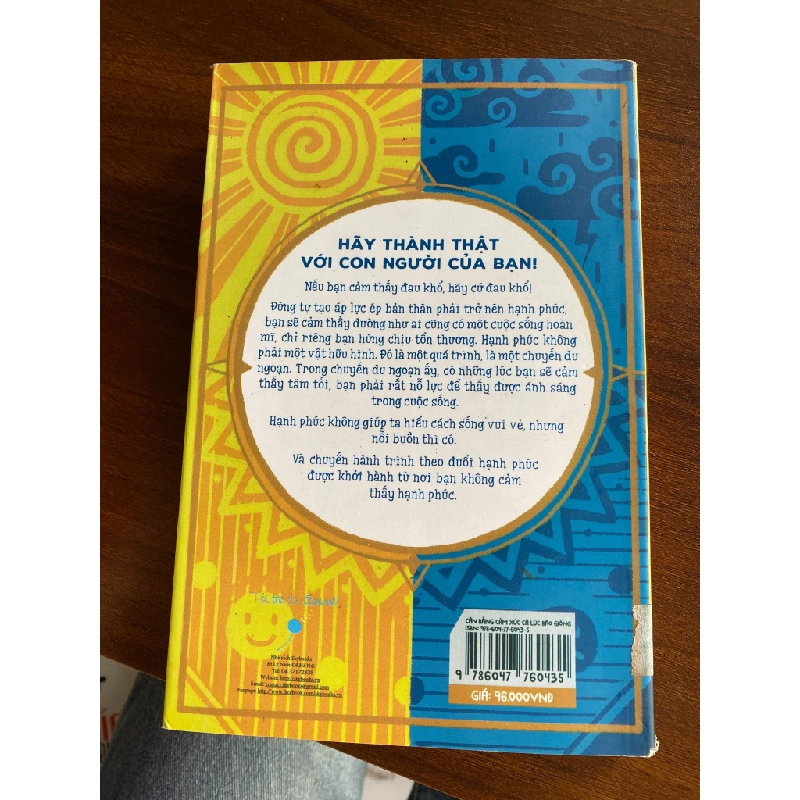 Cân bằng cảm xúc cả lúc bão giông - Richard Nicholls 537707