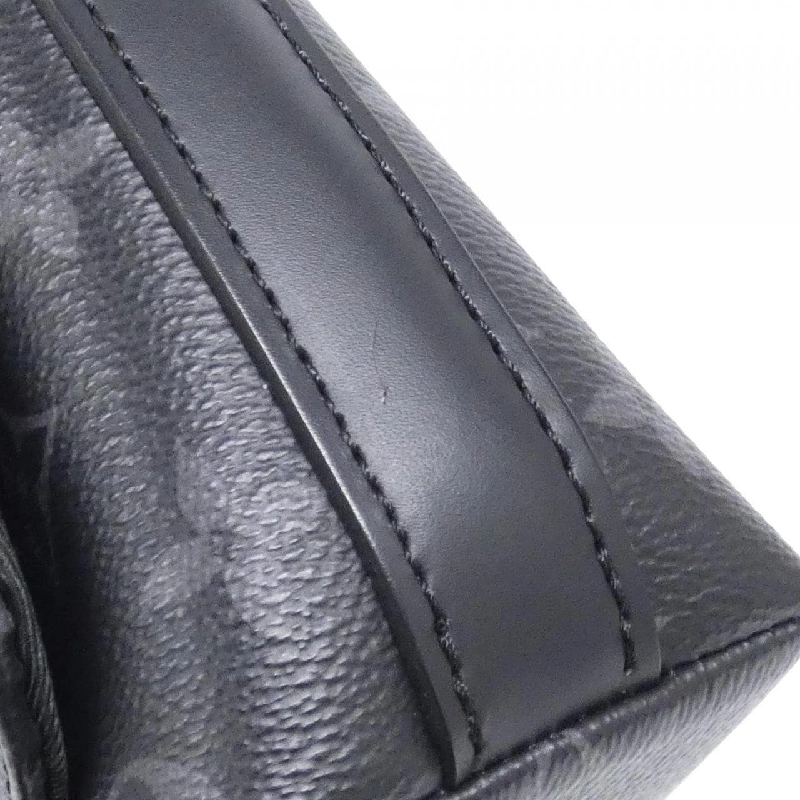 Túi đeo vai Louis Vuitton Monogram Eclipse District PM M45272 - Hàng hiệu Chính hãng 802061