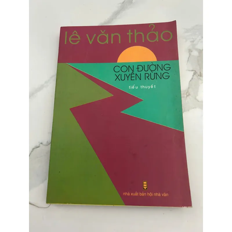 Con Đường Xuyên Rừng - Lê Văn Thảo 601230