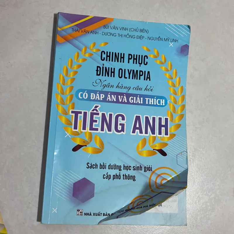 Chinh phục đỉnh Olympia Tiếng Anh/ Lịch sử/ Vật lý 780120