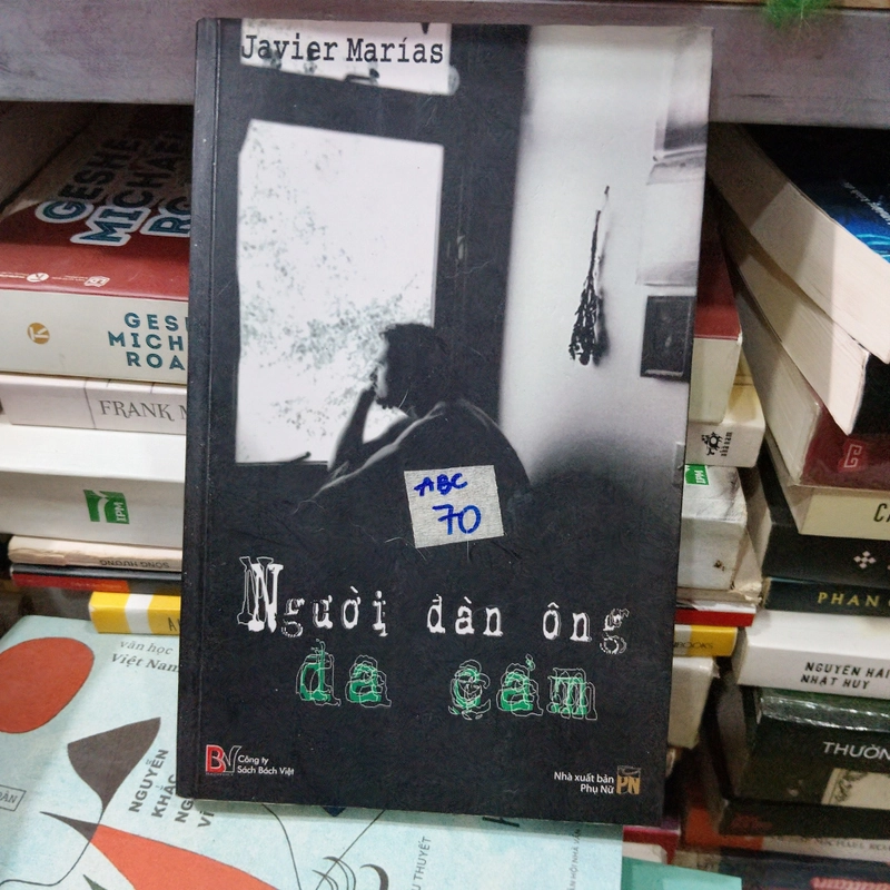 Người đàn ông đa cảm - Javier Marias 454032
