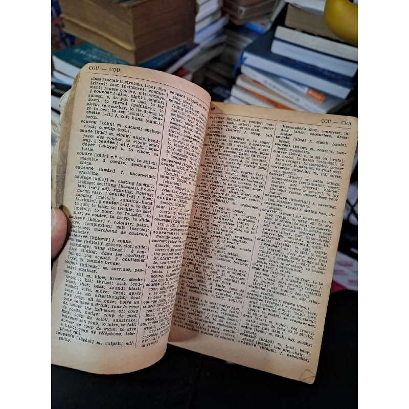 Dictionary French English English French - Keen - Crocker - Shuey - mới 70% ố rách trang - ENGLISH BOOKS - HCM0111 923918