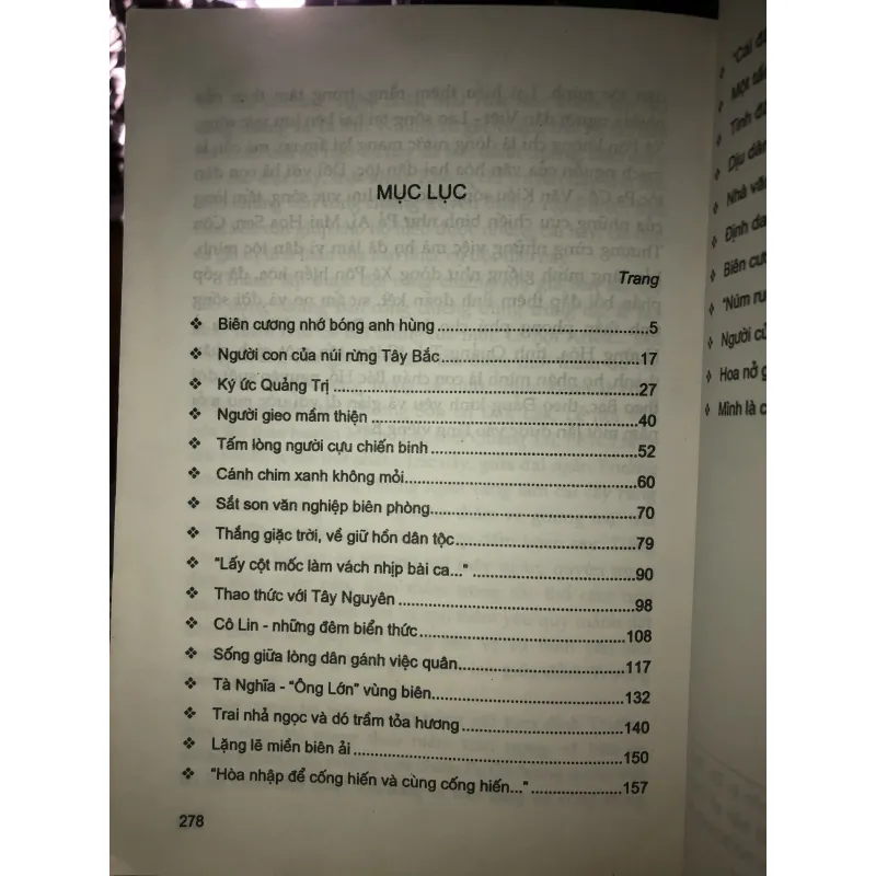 Khúc quân hành lặng lẽ - Phạm Vân Anh 933541