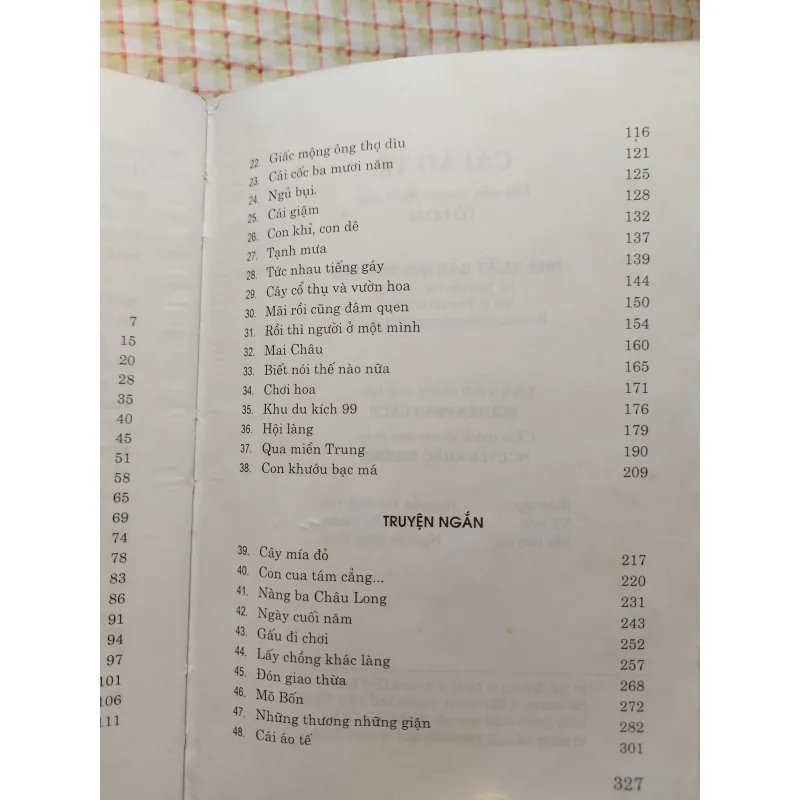 COMBO 2 QUYỂN - nhà văn TÔ HOÀI - CÁI ÁO TẾ • TUỔI TRẺ HOÀNG VĂN THỤ 750787